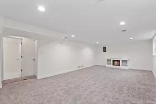 10316 Lamon Ave, Oak Lawn, IL 60453 - Photo 19