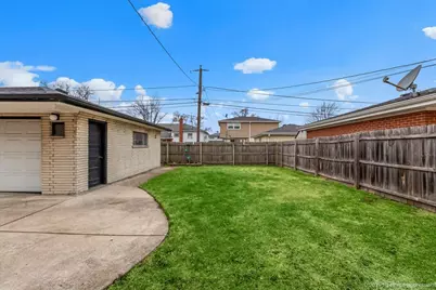 10316 Lamon Avenue, Oak Lawn, IL 60453 - Photo 25