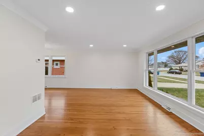 10316 Lamon Avenue, Oak Lawn, IL 60453 - Photo 3