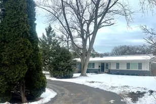 [Address not provided], Highland Park, IL 60035 - Photo 1