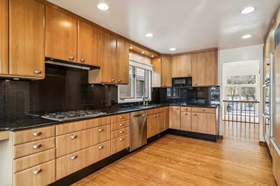 945 Villas Court, Highland Park, IL 60035 - Photo 7