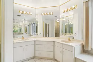 945 Villas Ct, Highland Park, IL 60035 - Photo 15