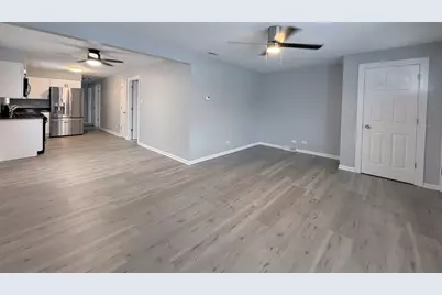 97 W 29th Street, South Chicago Heights, IL 60411 - Photo 3