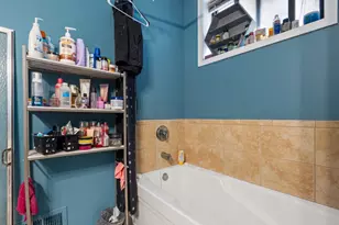 949 W 51st St, Chicago, IL 60609 - Photo 17