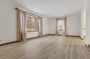 720 Ash St, Algonquin, IL 60102 - Photo 3