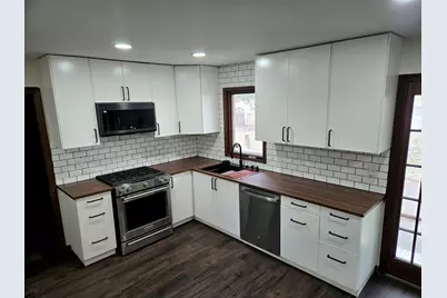 212 Georgeanna Street, Yorkville, IL 60560 - Photo 3