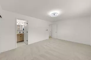 840 E Old Willow Rd, Prospect Heights, IL 60070 - Photo 23