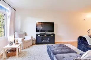 10521 Thornham Ln, Mokena, IL 60448 - Photo 5