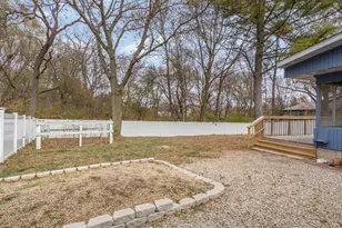 270 E Southmor Rd, Morris, IL 60450 - Photo 23