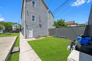 8543 S Burley Ave, Chicago, IL 60617 - Photo 17