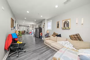 8543 S Burley Ave, Chicago, IL 60617 - Photo 5