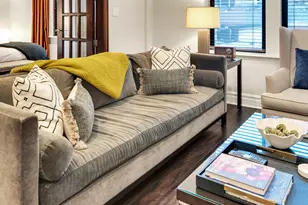 70 E Walton St, Chicago, IL 60611 - Photo 3