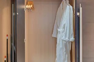 70 E Walton St, Chicago, IL 60611 - Photo 17