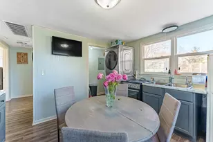 1214 E Galena Blvd, Aurora, IL 60505 - Photo 5
