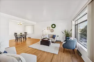 11121 Martindale Dr, Westchester, IL 60154 - Photo 3