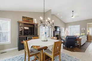 1121 Declaration Dr, Savoy, IL 61874 - Photo 19