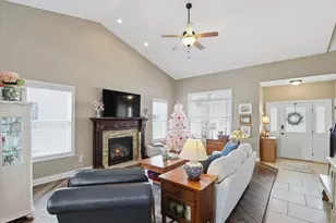 1121 Declaration Dr, Savoy, IL 61874 - Photo 13