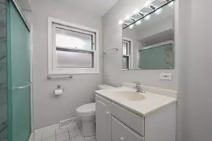 337 E Fullerton Ave, Elmhurst, IL 60126 - Photo 11