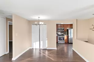 107 Tonset Ct, Schaumburg, IL 60193 - Photo 7