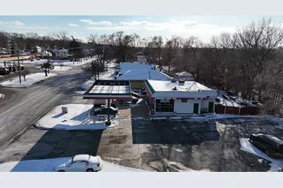 301 S State Street, Lockport, IL 60441 - Photo 5