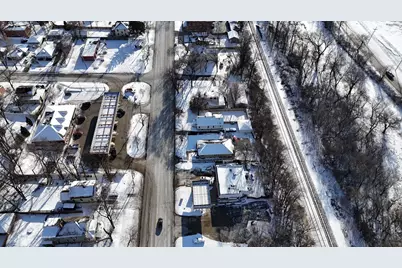 301 S State Street, Lockport, IL 60441 - Photo 7