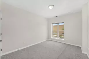 1075 W Roosevelt Rd, Chicago, IL 60608 - Photo 11