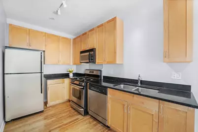 1075 W Roosevelt Road #206, Chicago, IL 60608 - Photo 5