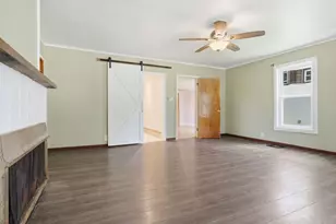 121 E James St, Forrest, IL 61741 - Photo 9