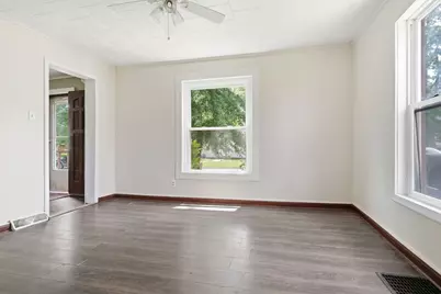 121 E James Street, Forrest, IL 61741 - Photo 11