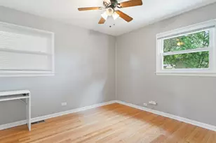 240 N Park Dr, Glenwood, IL 60425 - Photo 7