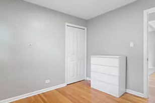 240 N Park Dr, Glenwood, IL 60425 - Photo 5