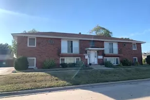 7300 S 78th Ave, Bridgeview, IL 60455 - Photo 13