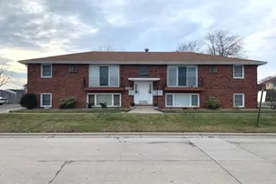 7300 S 78th Ave, Bridgeview, IL 60455 - Photo 1