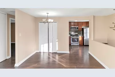 107 Tonset Court #107, Schaumburg, IL 60193 - Photo 7