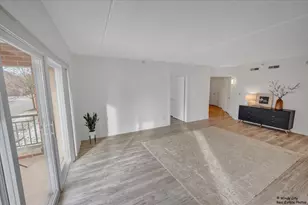 455 W Front St, Wheaton, IL 60187 - Photo 7