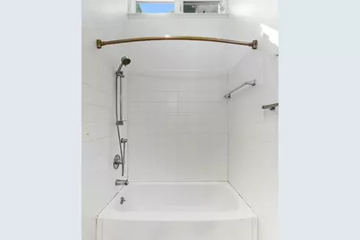 1412 E Rochdale Place, Chicago, IL 60615 - Photo 13