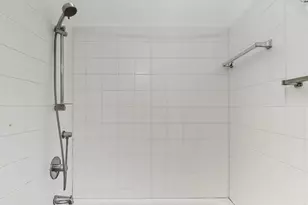 1412 E Rochdale Pl, Chicago, IL 60615 - Photo 13