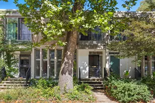 1412 E Rochdale Pl, Chicago, IL 60615 - Photo 1