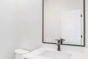 5731 W Ohio St, Chicago, IL 60644 - Photo 7