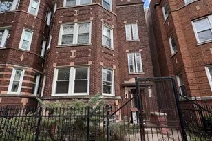 7819 S Cornell Ave, Chicago, IL 60649 - Photo 1