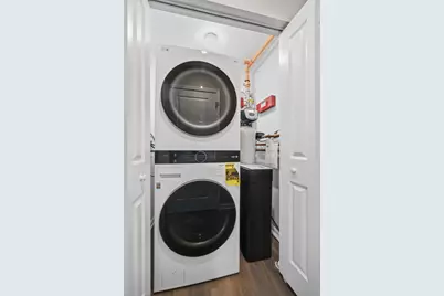 7214 Farmstead Lane, Hanover Park, IL 60133 - Photo 21