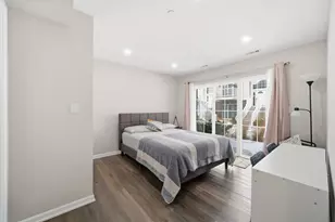 7214 Farmstead Ln, Hanover Park, IL 60133 - Photo 15