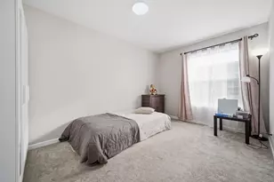 7214 Farmstead Ln, Hanover Park, IL 60133 - Photo 13