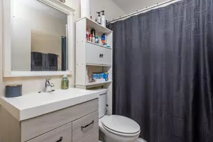 2732 Ezra Ave, Zion, IL 60099 - Photo 5