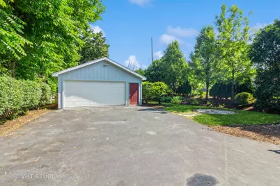 915 E Chicago Avenue, Naperville, IL 60540 - Photo 27