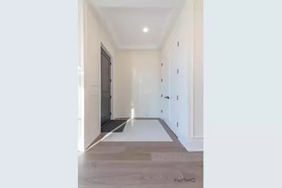 4015 N Albany Avenue, Chicago, IL 60618 - Photo 3