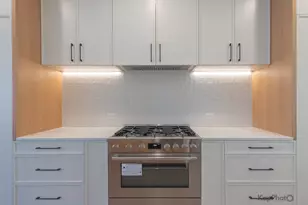 4015 N Albany Ave, Chicago, IL 60618 - Photo 9