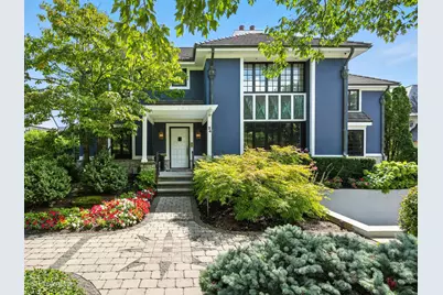 24 S Washington Circle, Hinsdale, IL 60521 - Photo 1