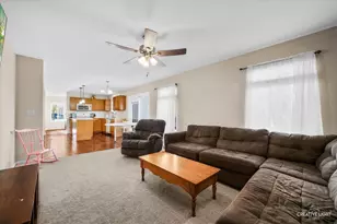 703 Kristen St, Plano, IL 60545 - Photo 13
