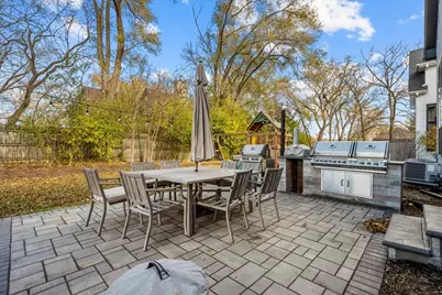 1560 Samanthas Way, Deerfield, IL 60015 - Photo 29